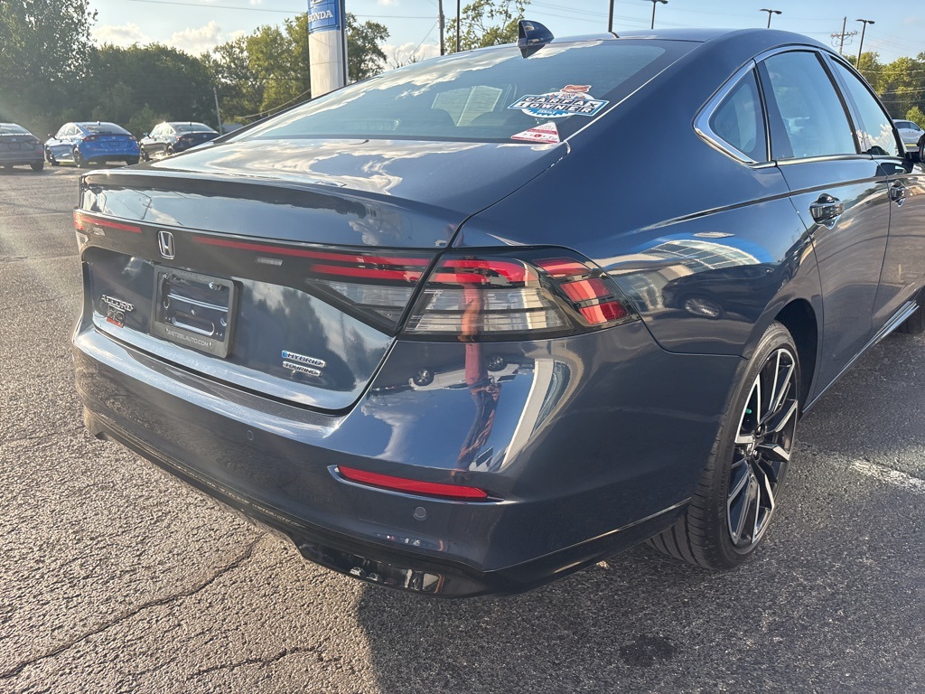 2025 Honda Accord Hybrid Touring photo 4