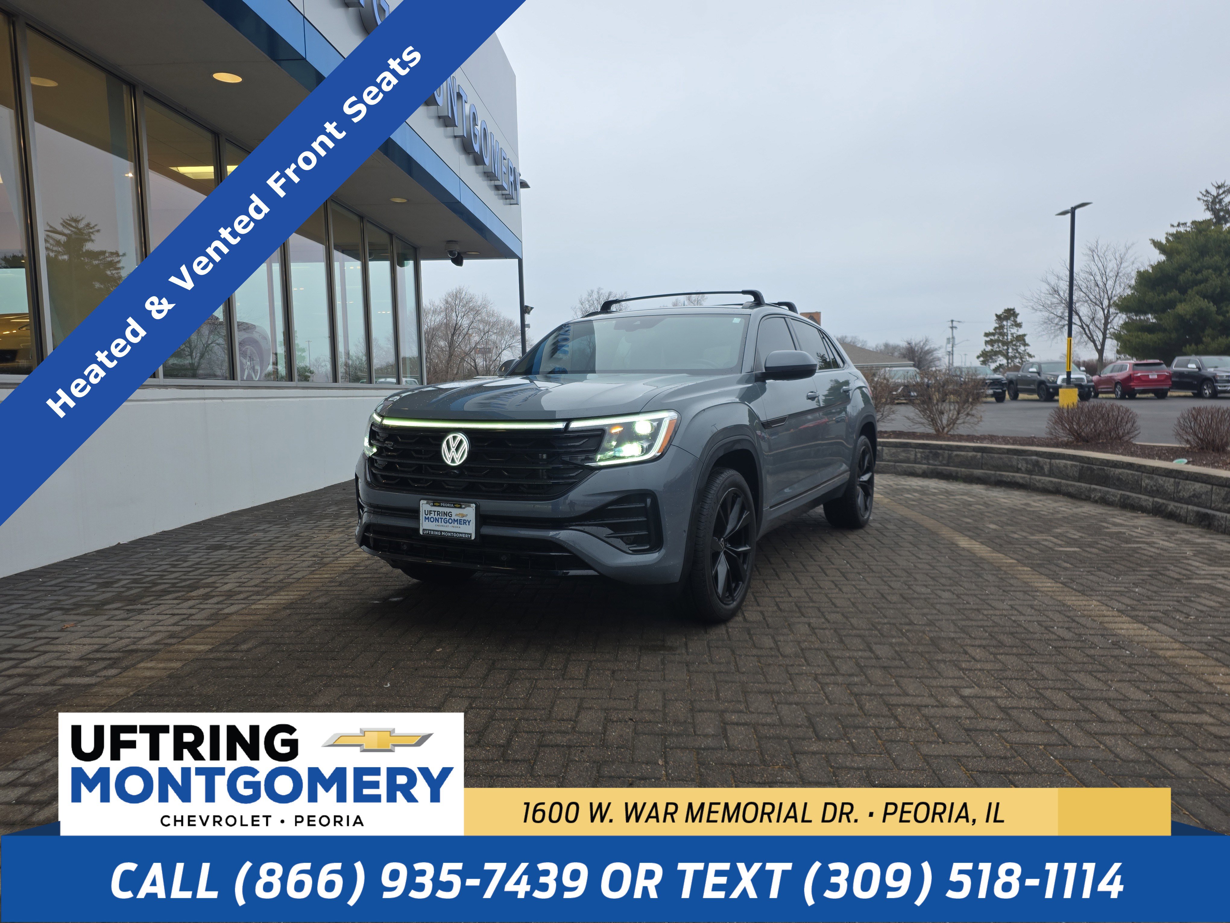 2024 Volkswagen Atlas Cross Sport SEL Premium R-LINE's photo