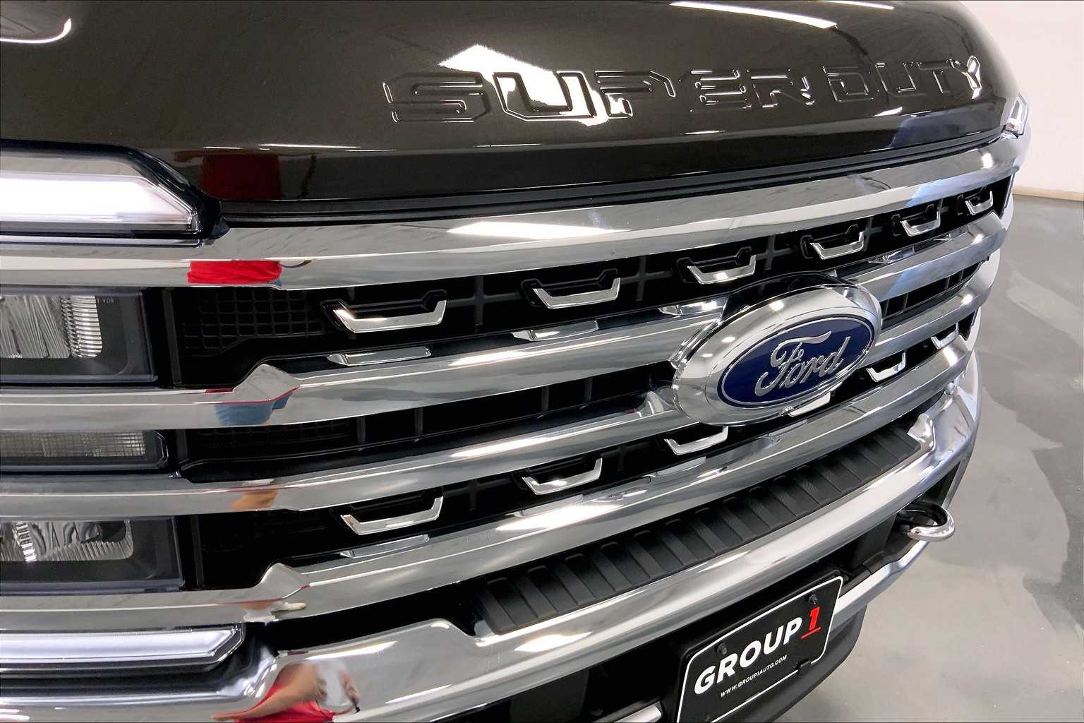2024 Ford F-350 Lariat photo 27