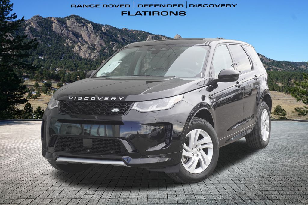 2025 Land Rover Discovery Sport S's photo
