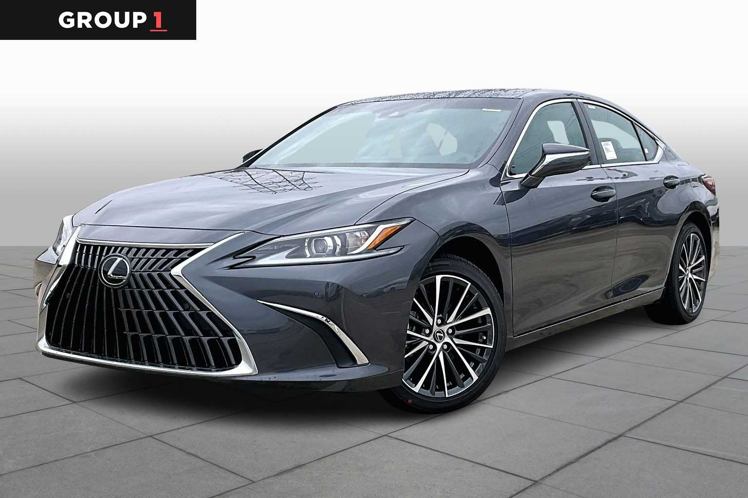 2025 Lexus ES 350's photo