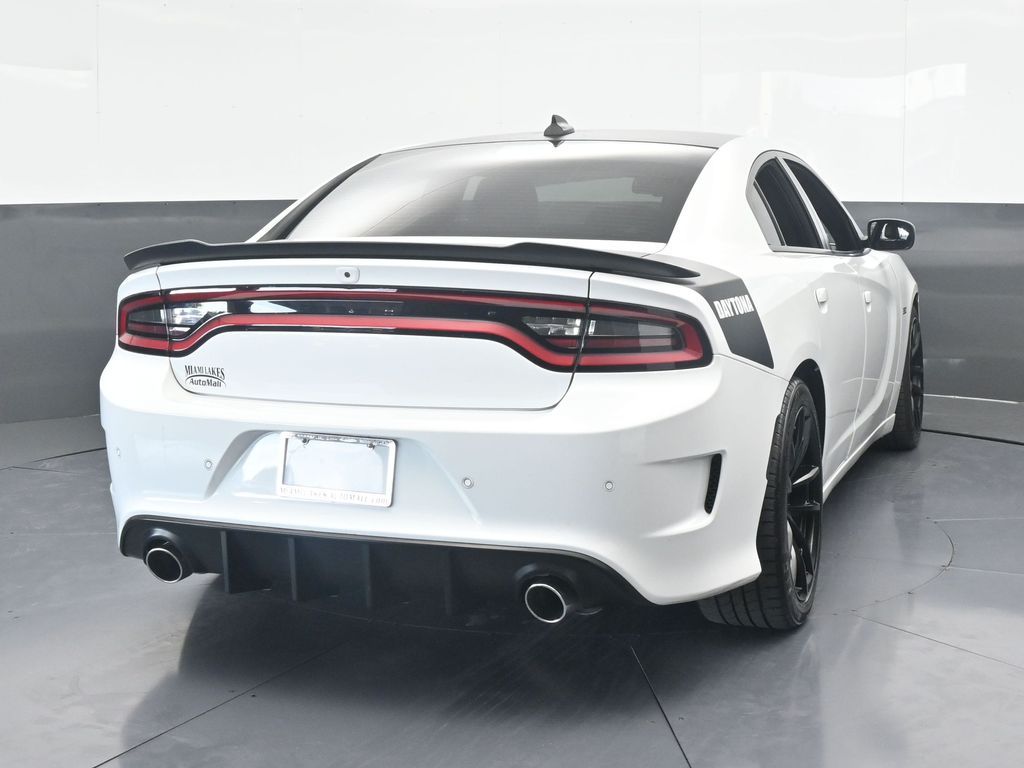 2020 Dodge Charger Scat Pack photo 4