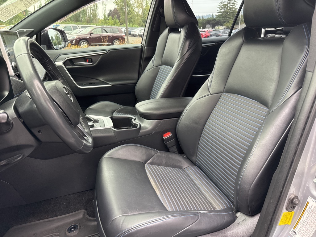 2022 Toyota RAV4 Hybrid XSE photo 10