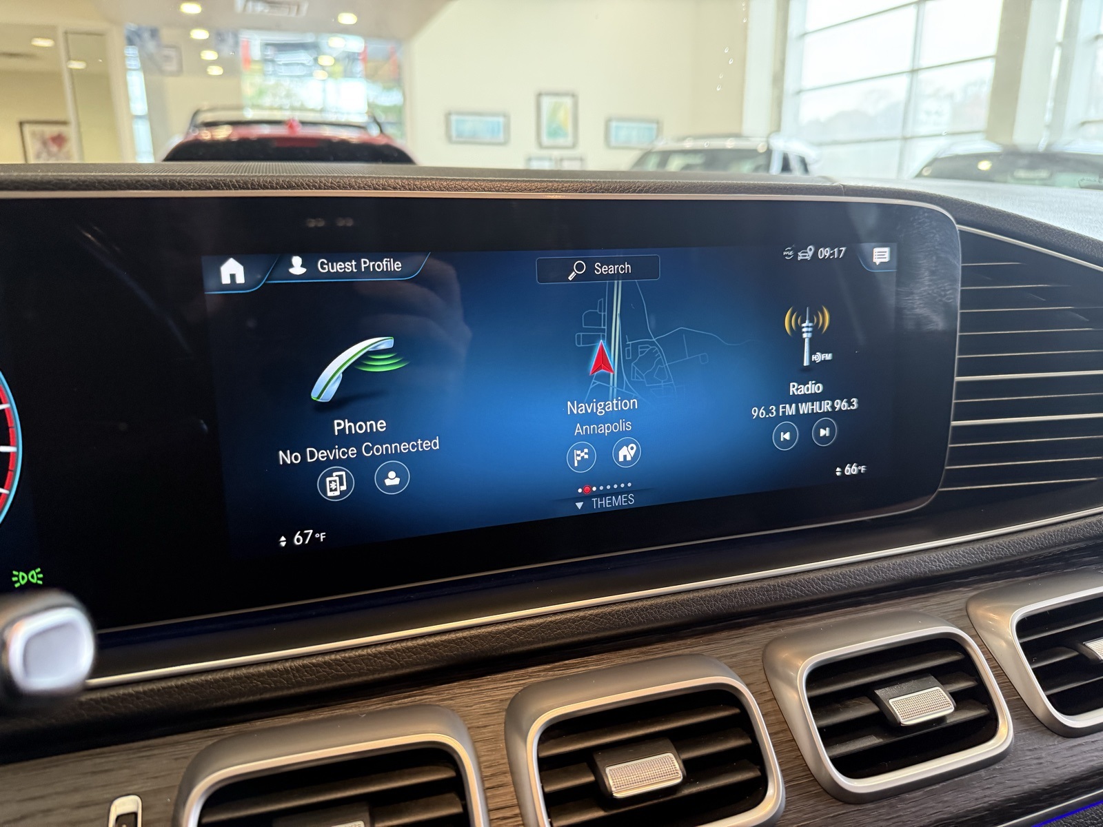 2022 Mercedes Benz GLS 450 4MATIC photo 4