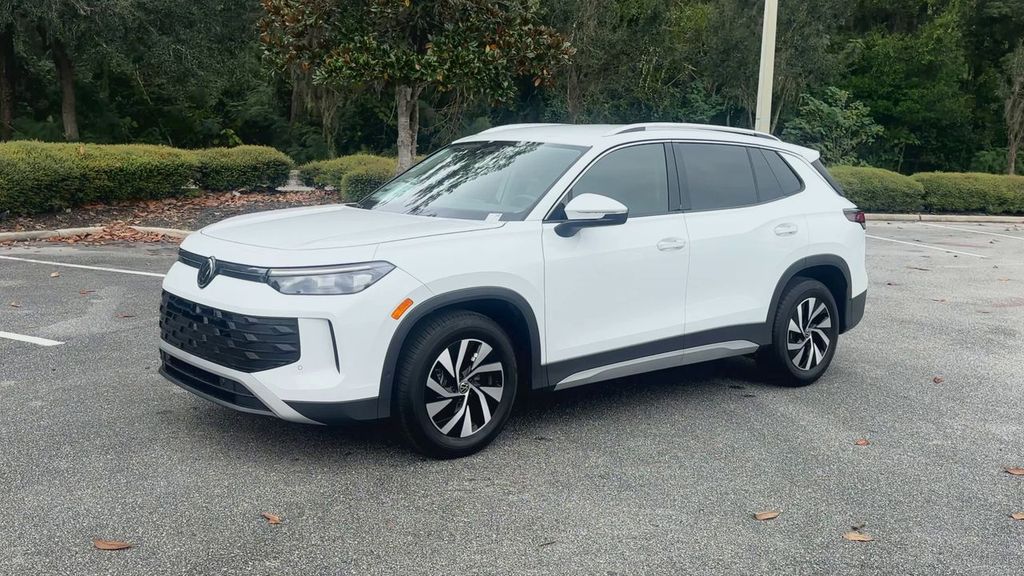 2026 Volkswagen Tiguan S photo 4