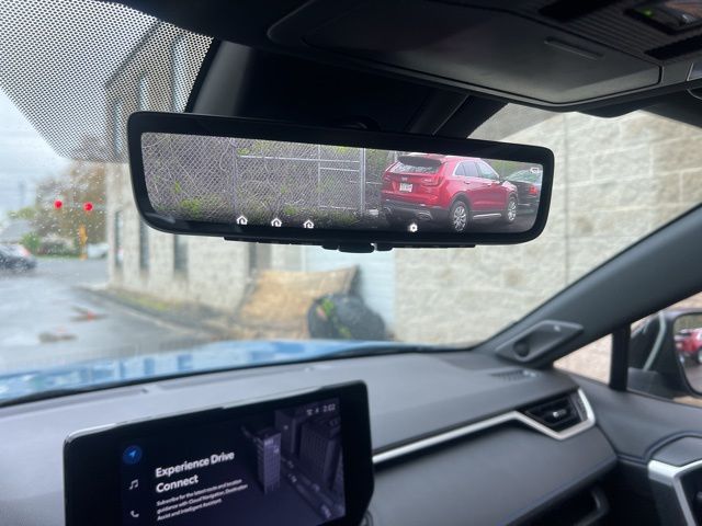 2024 Toyota RAV4 Hybrid XSE photo 14