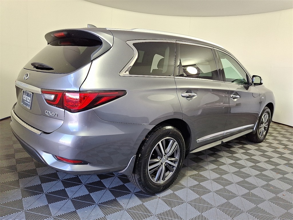2020 Infiniti QX60 Luxe photo 4