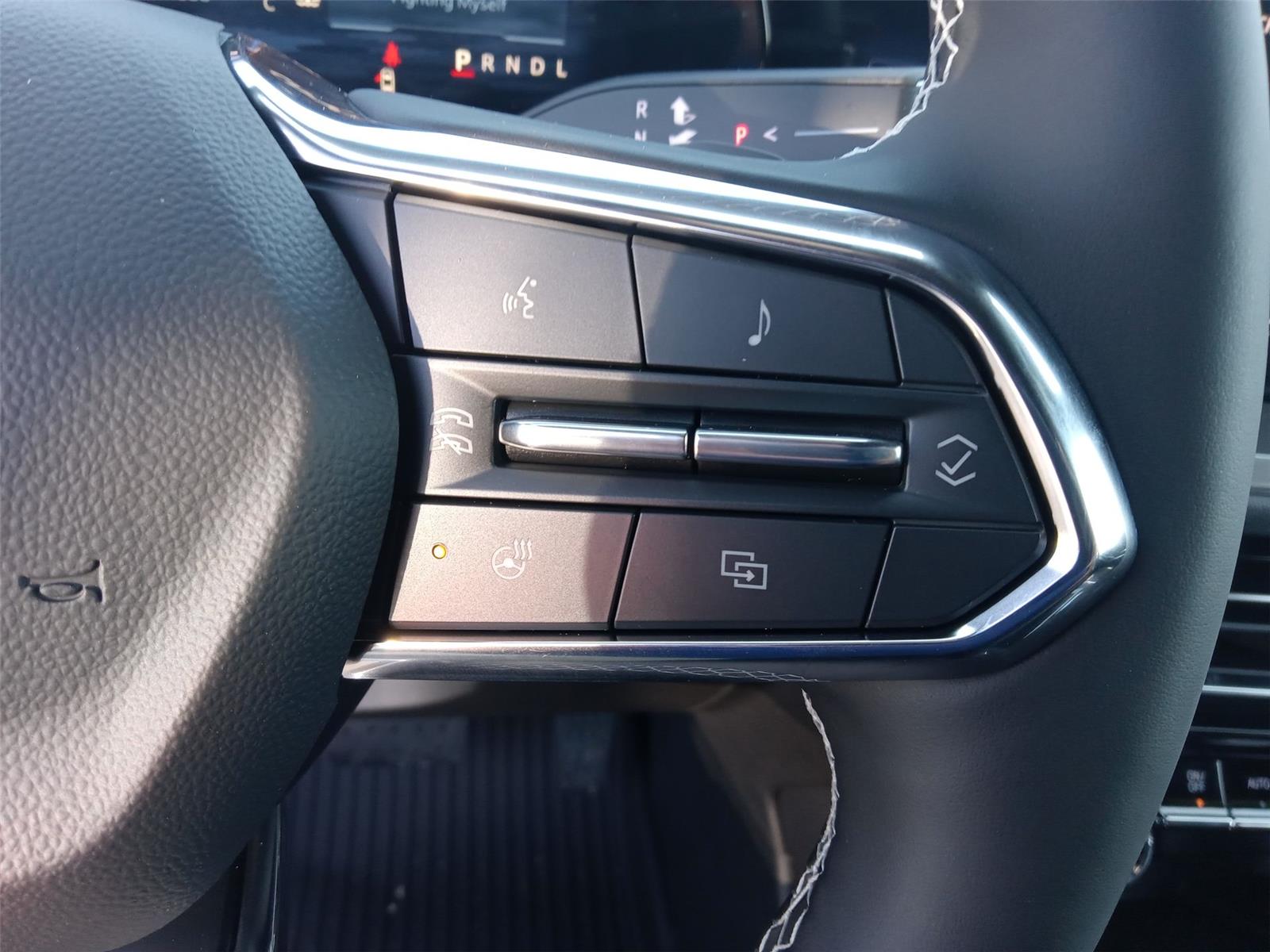 2026 Chevrolet Traverse photo 24