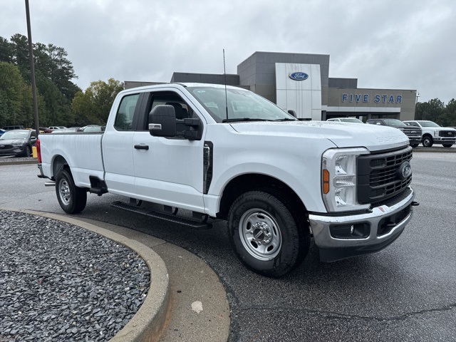 2026 Ford F-250 XL photo 2