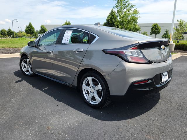 2017 Chevrolet Volt LT photo 5