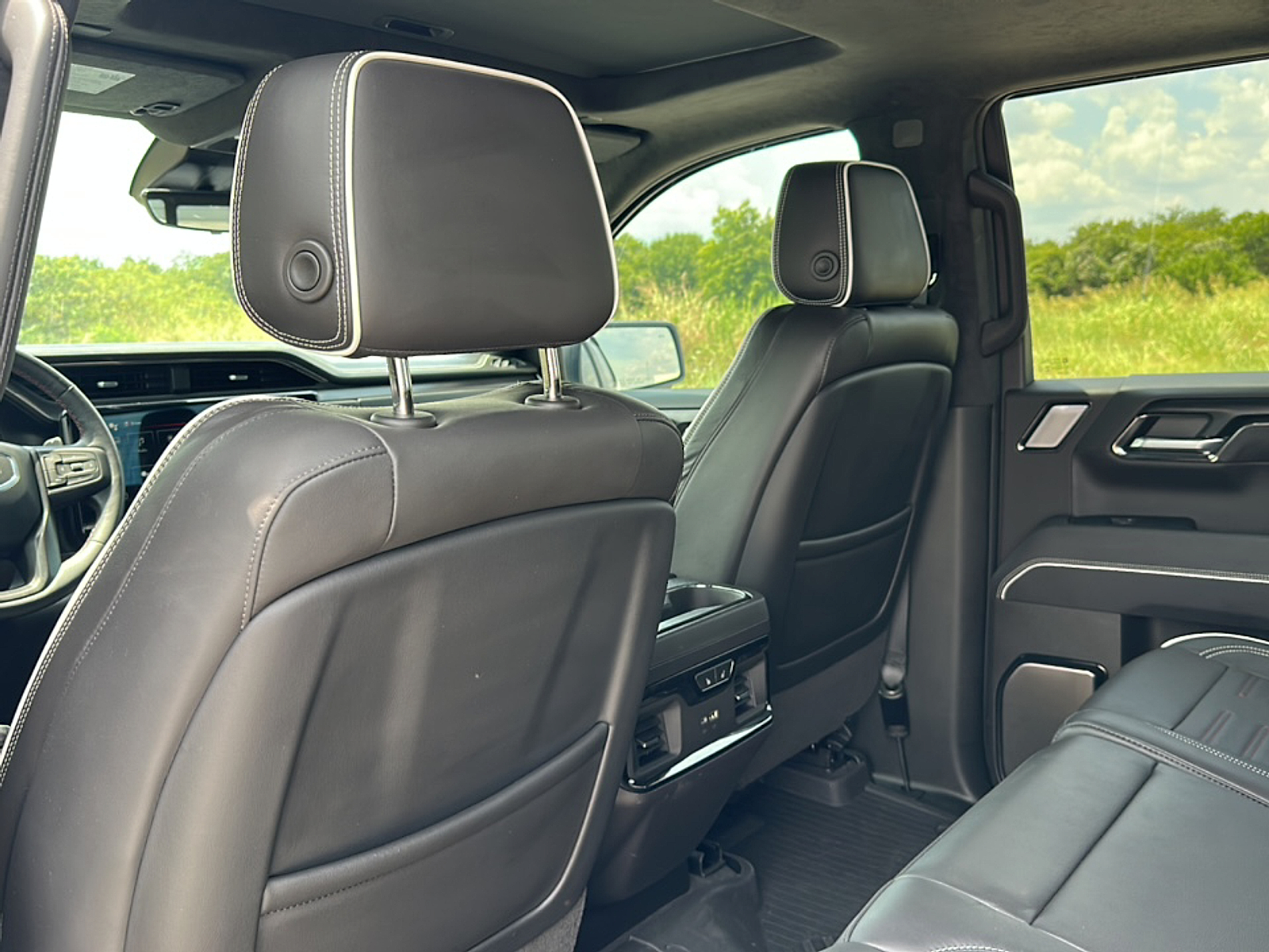 2024 Gmc Sierra 1500 AT4X photo 7