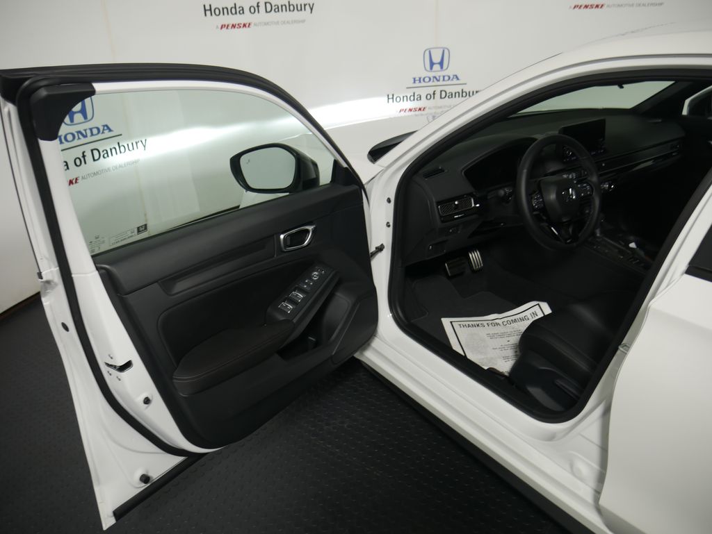 2026 Honda Civic Hatchback Sport photo 10