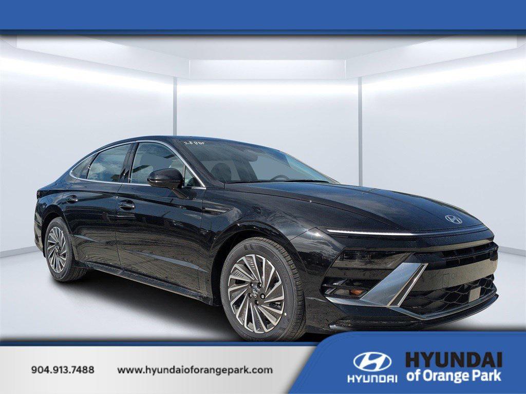 2025 Hyundai Sonata Hybrid SEL's photo