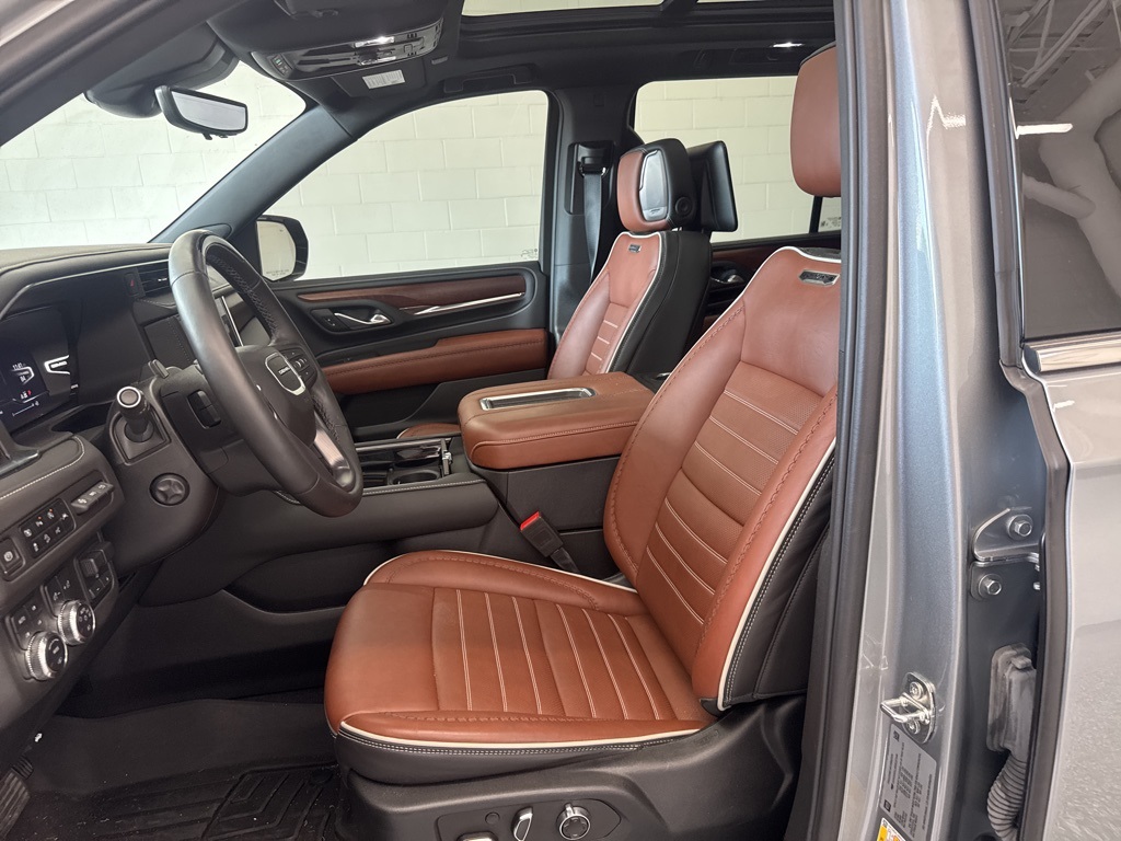 2024 Gmc Yukon Denali Ultimate photo 9