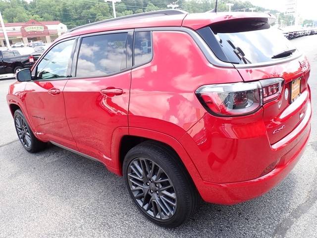 2022 Jeep Compass High Altitude photo 3