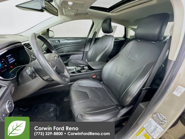 2015 Ford Fusion Energi Titanium photo 17