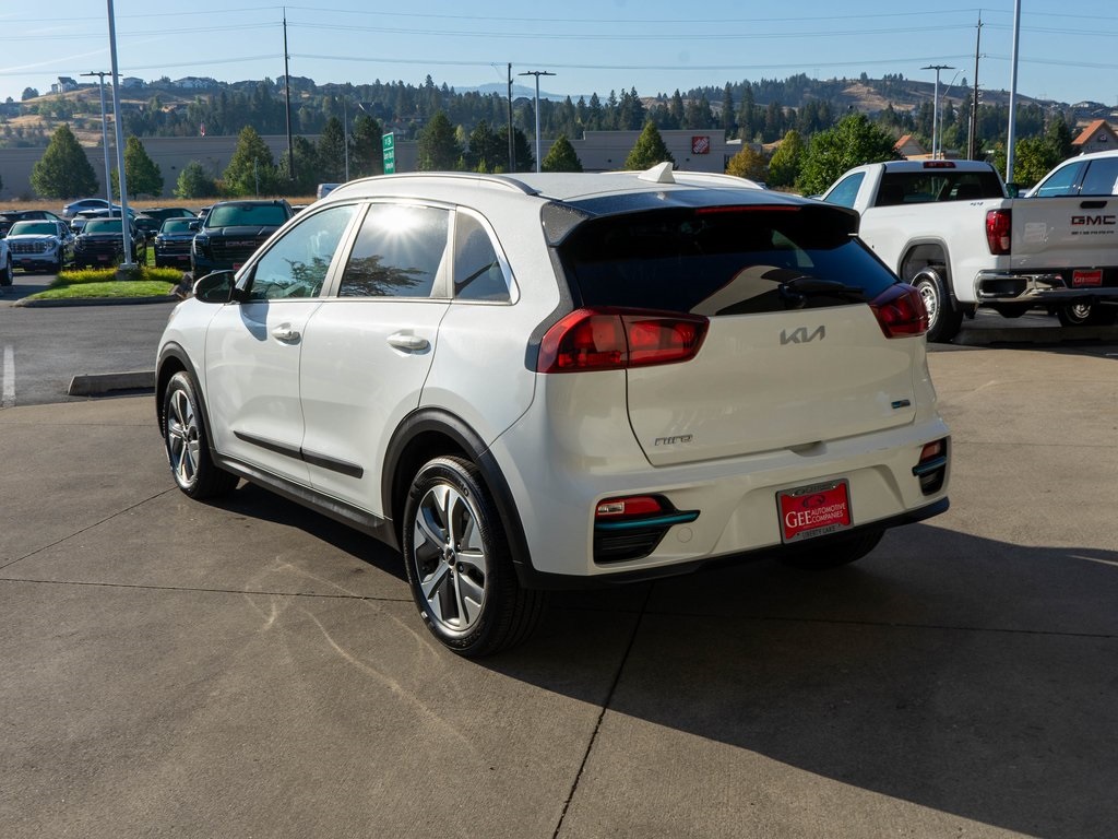 2022 Kia Niro EV EX photo 4