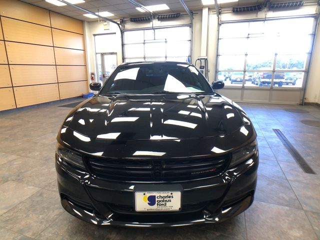 2022 Dodge Charger SXT photo 3