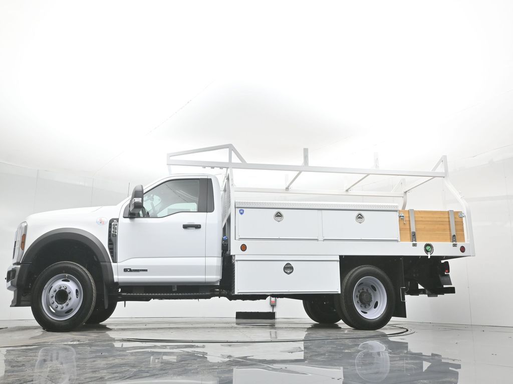 2024 Ford F-550 Chassis XL