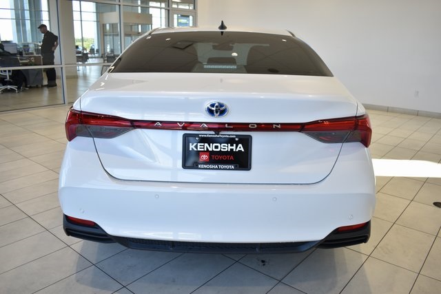 2020 Toyota Avalon Hybrid Limited photo 8