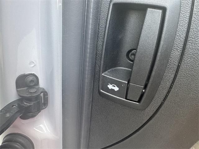 2025 Ram ProMaster 1500 SLT Cargo Van photo 2