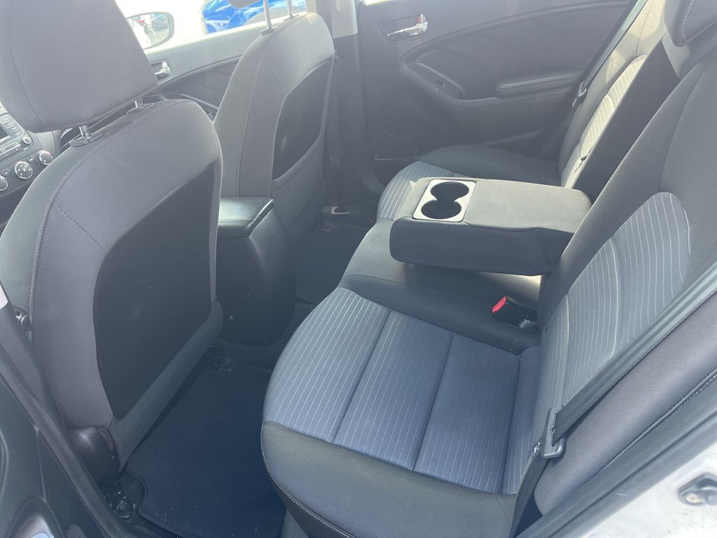2015 Kia Forte LX photo 7