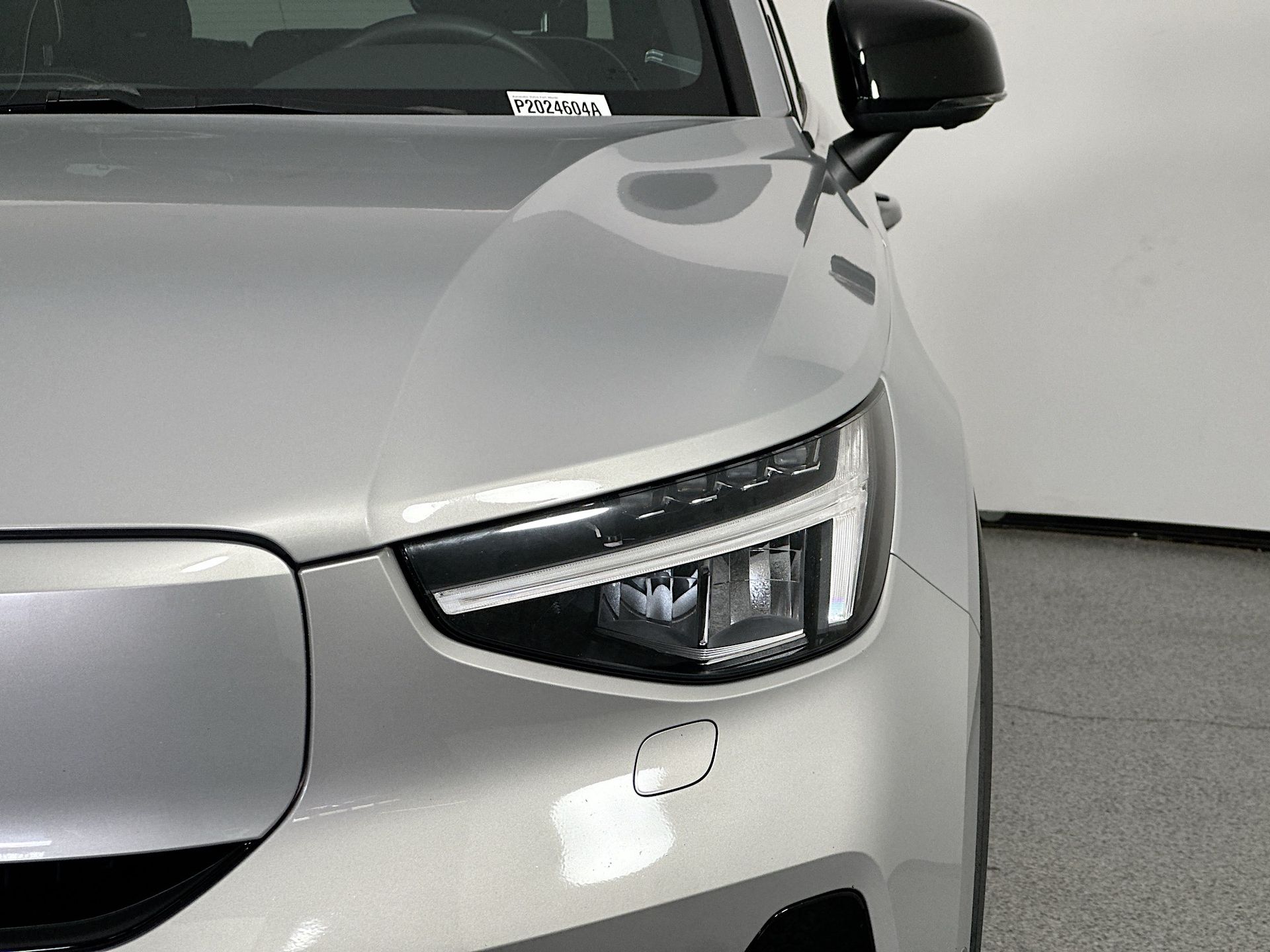 2023 Volvo XC40 Recharge Ultimate photo 7