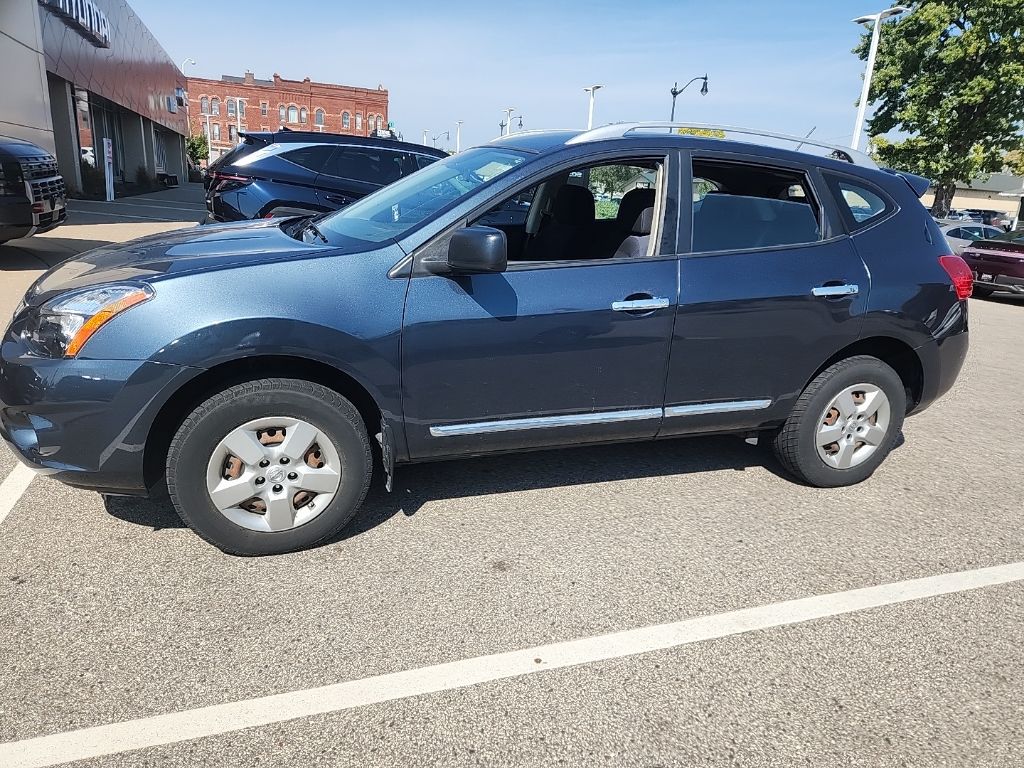 2015 Nissan Rogue Select S photo 8