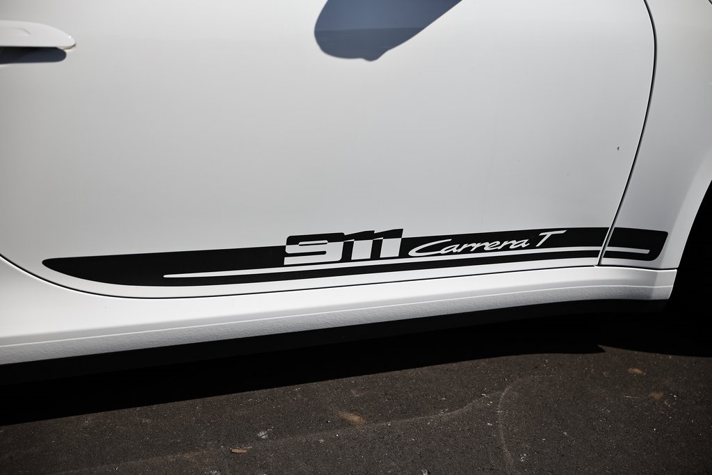 2024 Porsche 911 T photo 14