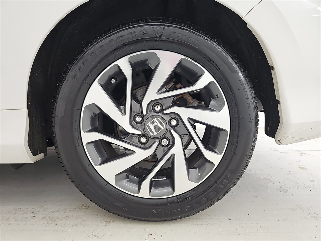 2019 Honda Civic LX photo 33