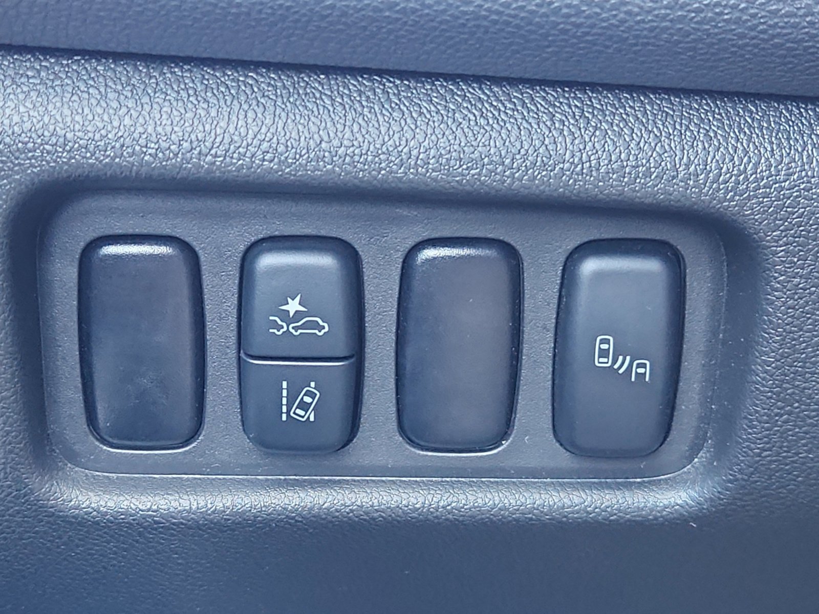 2024 Mitsubishi Outlander Sport SE photo 18