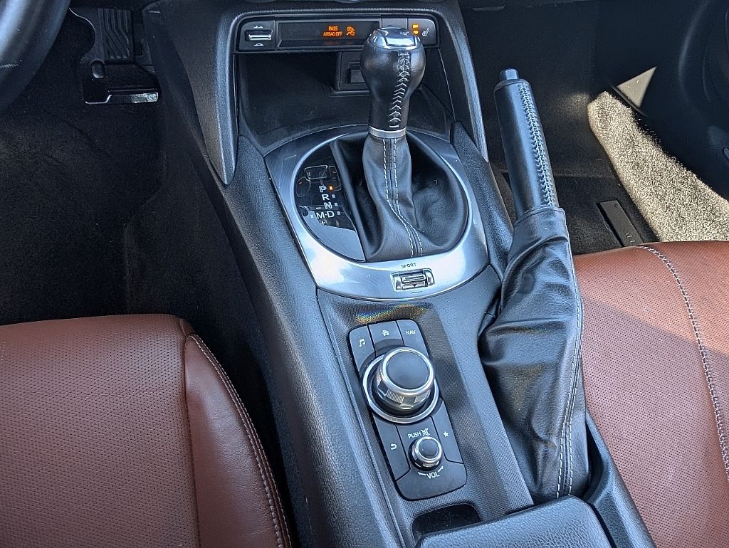 2023 Mazda MX-5 Miata RF Miata Grand Touring photo 26