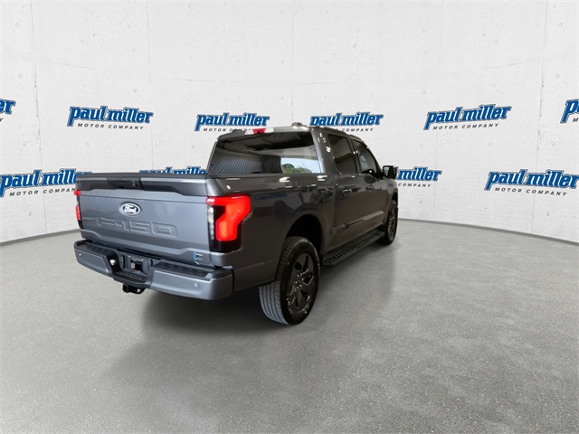 2025 Ford F-150 Lightning photo 7