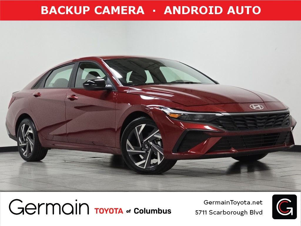 2025 Hyundai Elantra SEL's photo