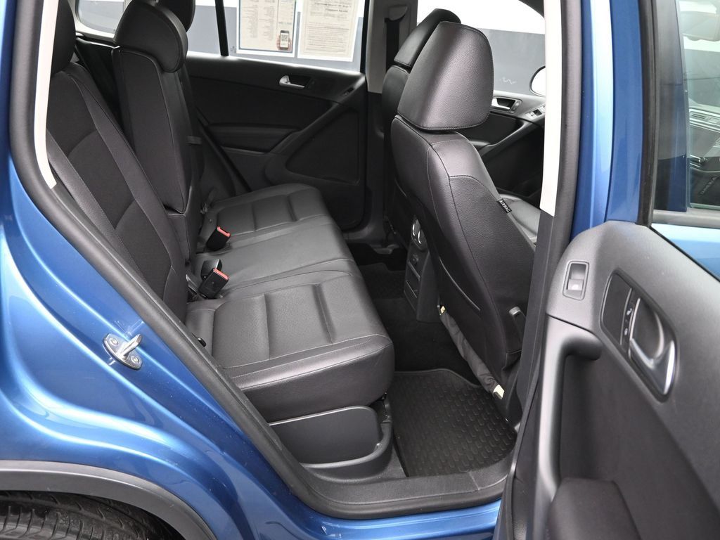 2017 Volkswagen Tiguan S photo 6