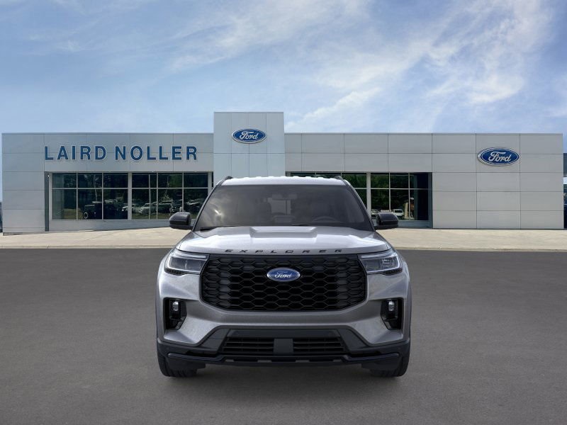 2025 Ford Explorer ST-Line photo 5