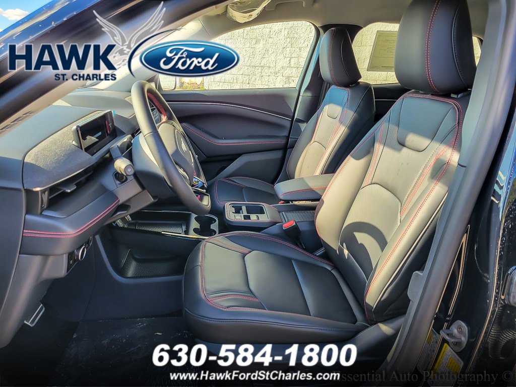 2025 FORD MUSTANG MACH-E - Image 7