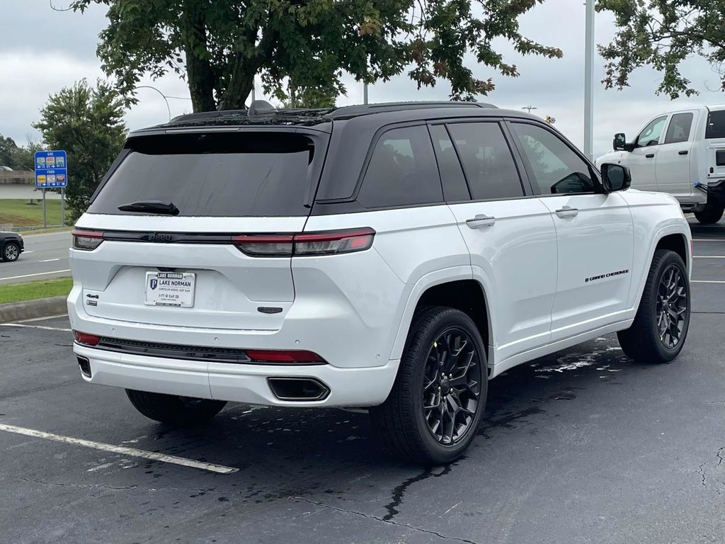 2025 Jeep Grand Cherokee Summit Reserve photo 7