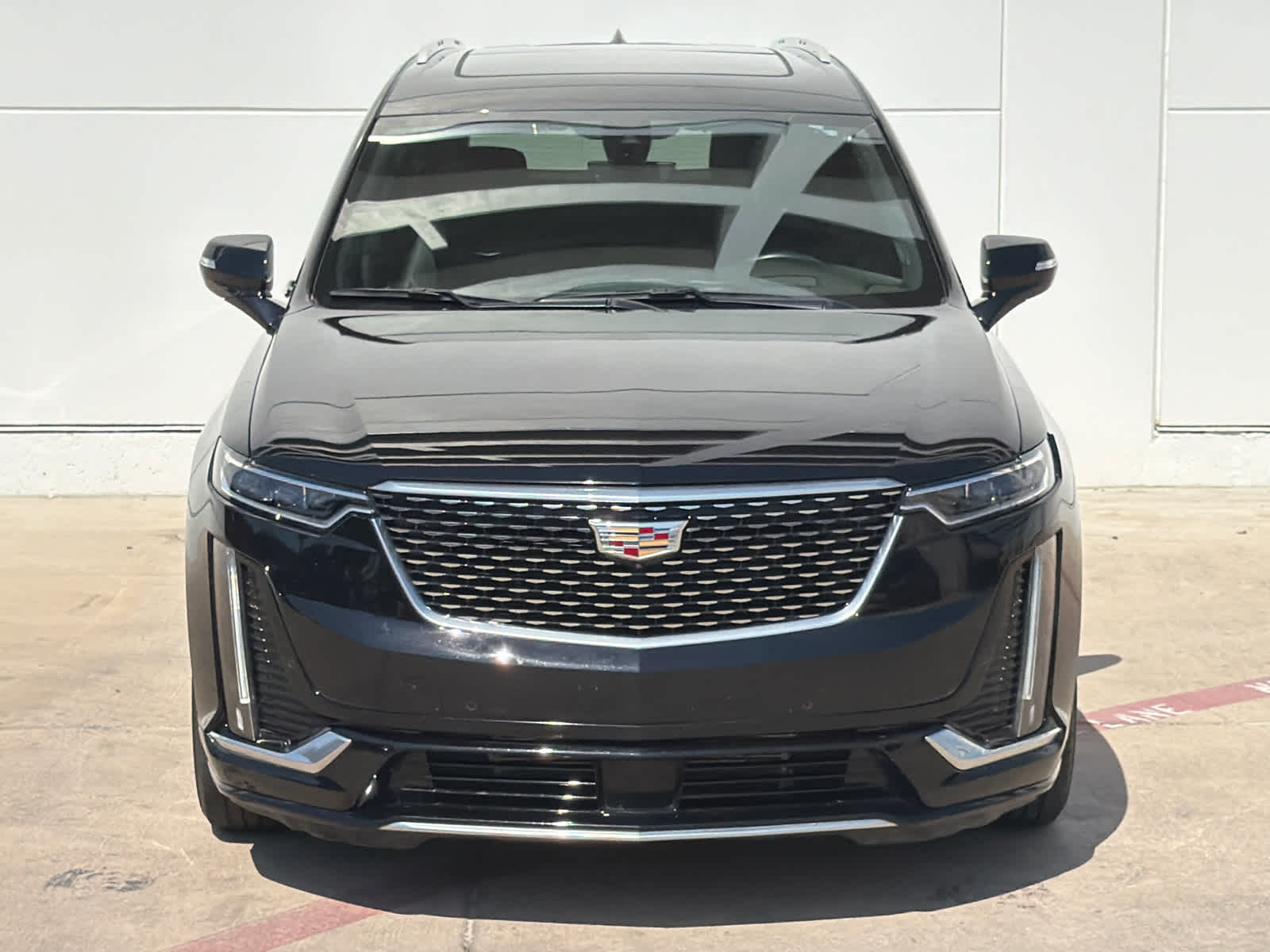 2023 Cadillac XT6 Premium Luxury photo 2