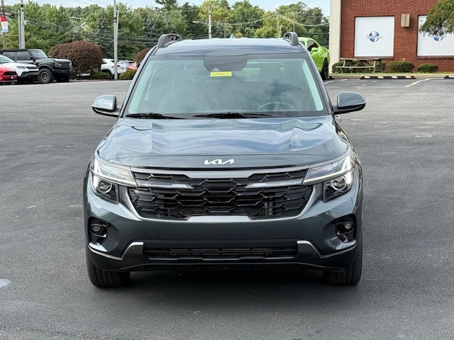 2024 Kia Seltos X-Line photo 7