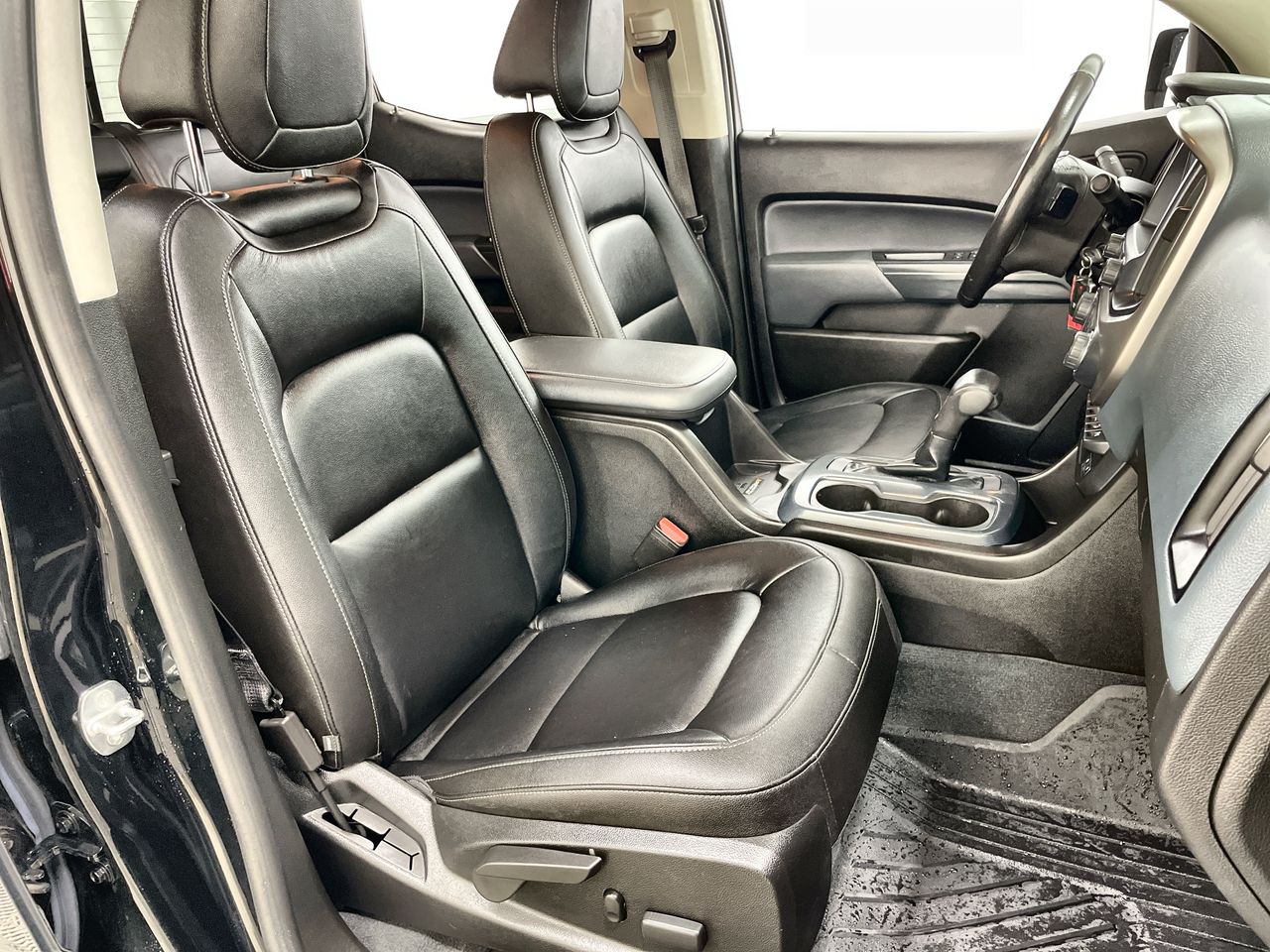 2020 Chevrolet Colorado Z71 photo 27