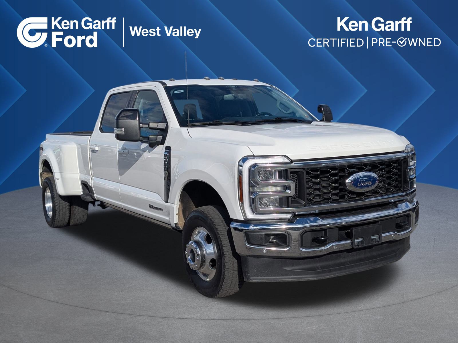 2024 Ford F-350 Super Duty Lariat's photo