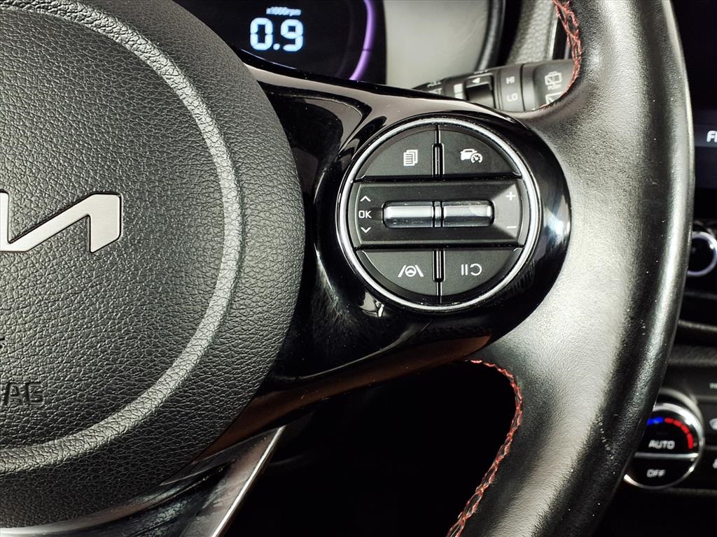 2023 Kia Soul GT-Line photo 21