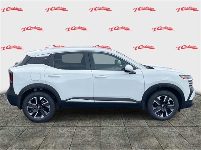 2025 Nissan Kicks SV photo 2