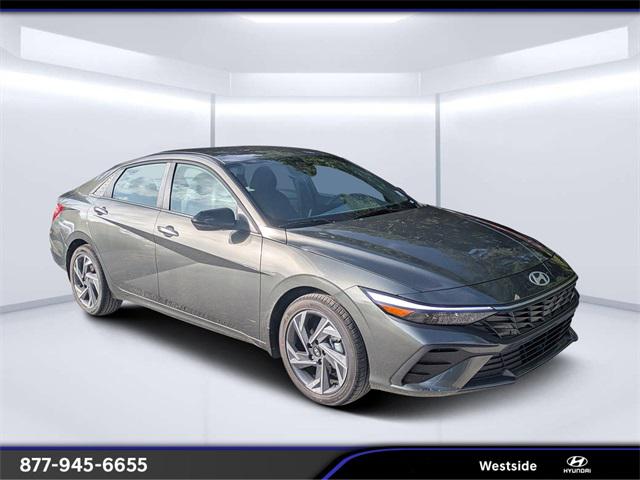 2025 Hyundai Elantra SEL's photo