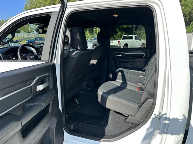 2024 Ram 2500 Big Horn photo 8