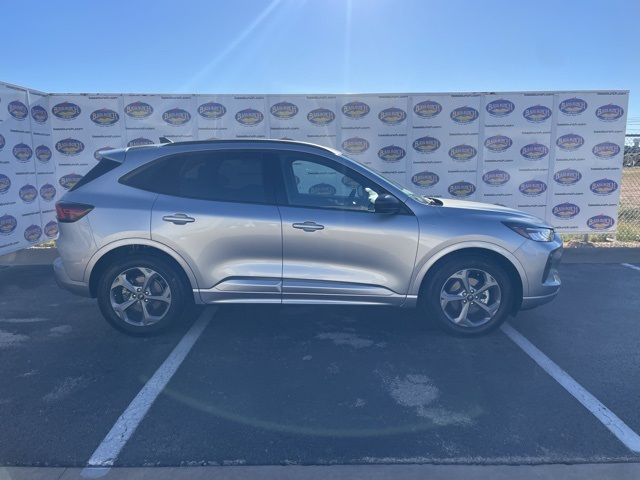 2024 Ford Escape ST-Line's photo