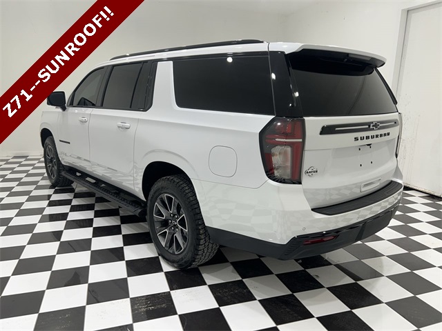 2023 Chevrolet Suburban Z71 photo 3