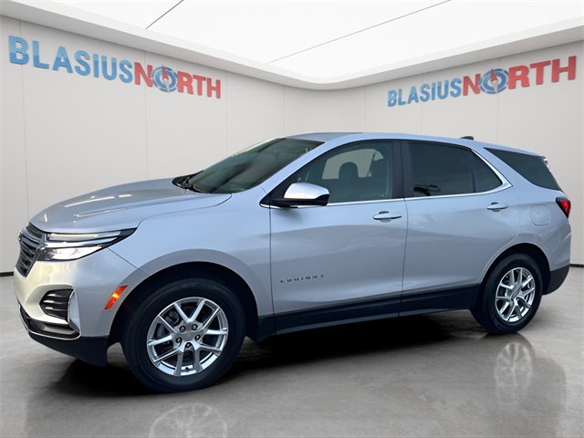 2022 Chevrolet Equinox LT's photo