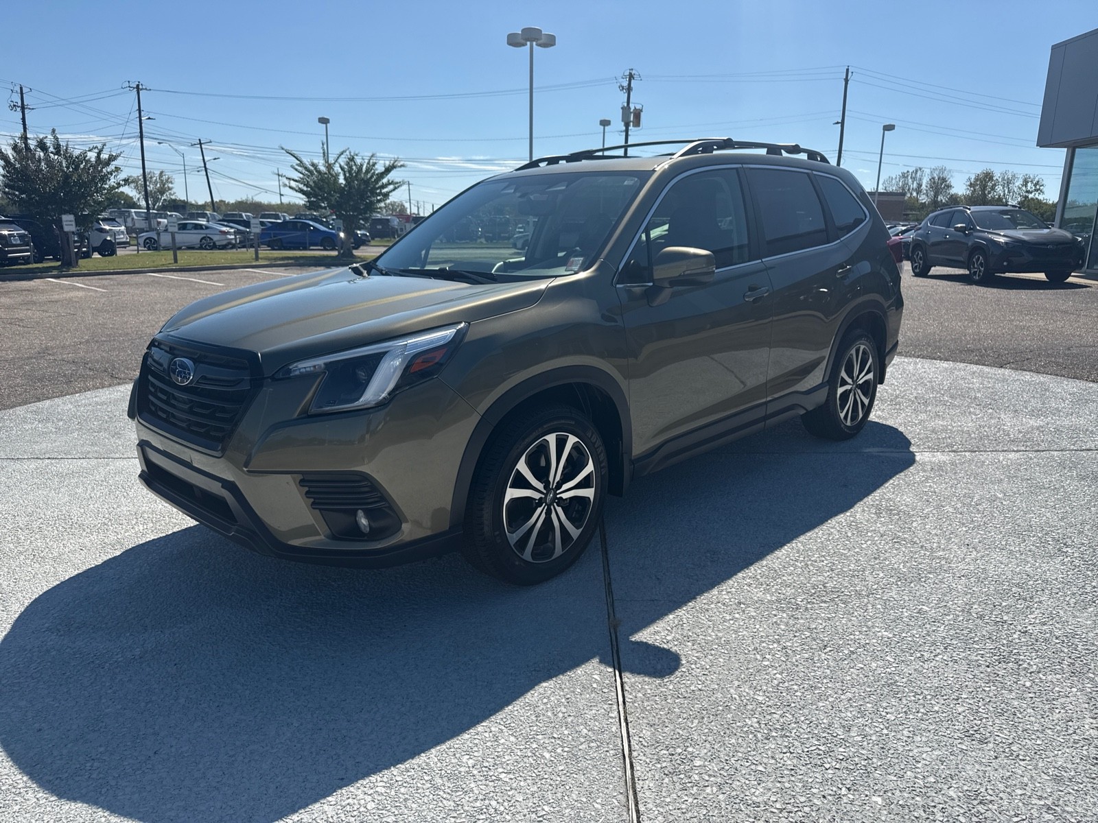 2023 Subaru Forester Limited photo 2